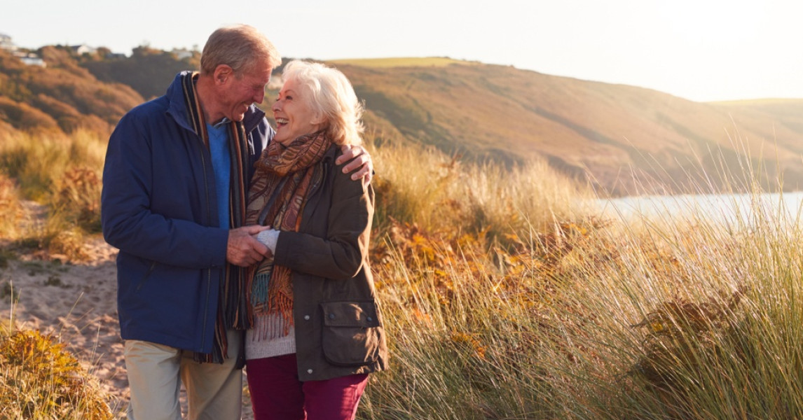 Activities for Older Adults to Enjoy in Autumn & Winter